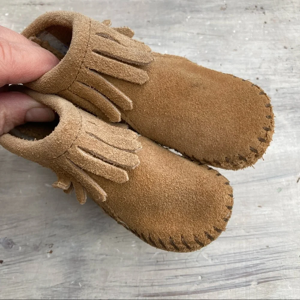 Minnetonka Moccasins size 2